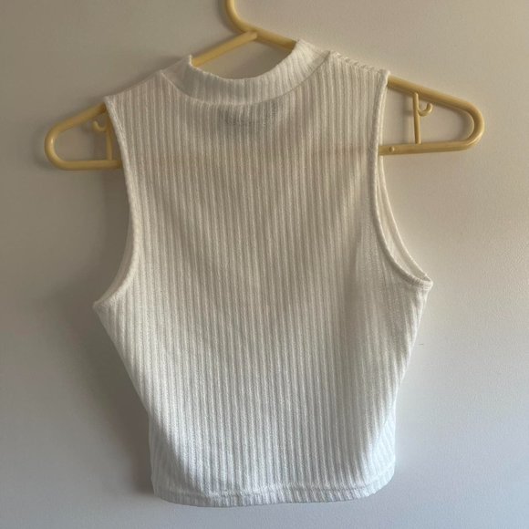 SHEIN Womens White Crop-top